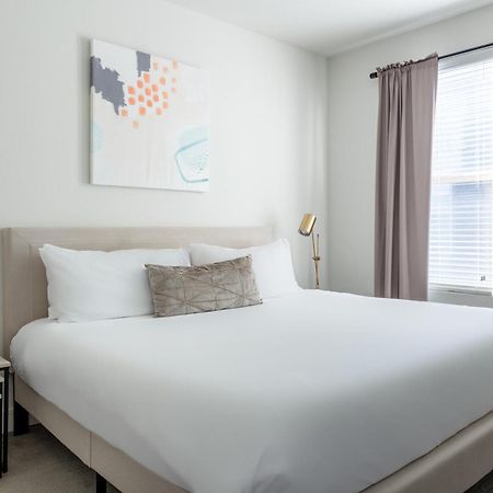 Kasa Greenville Dallas Room photo