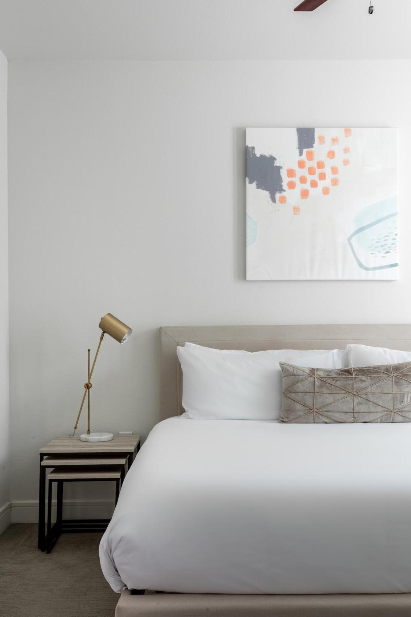 Kasa Greenville Dallas Room photo